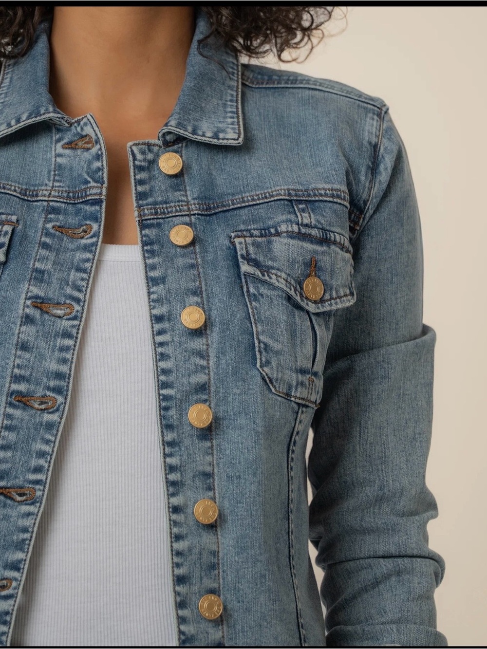 Kut from the Kloth classic Kara Blue Denim Jacket - Women's Casual Trucker - Picture 4 of 11